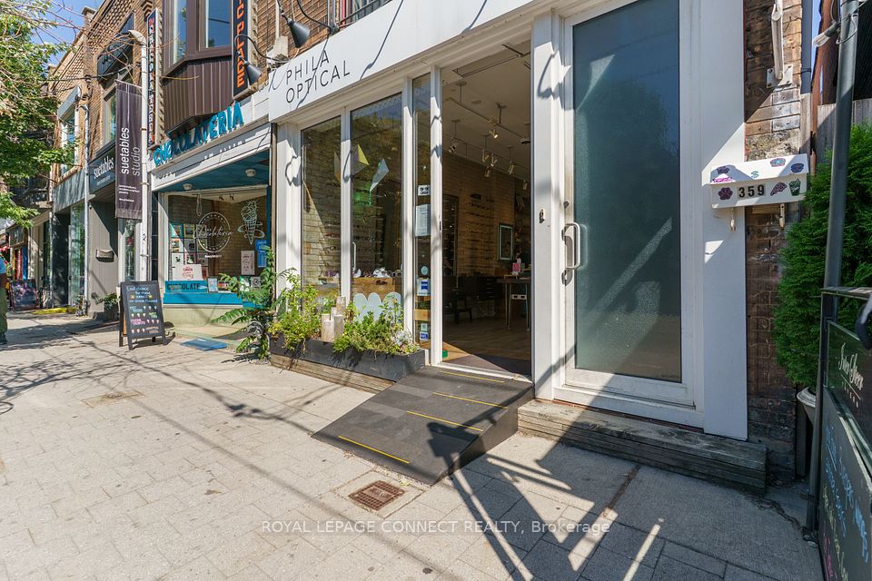 359 Roncesvalles Avenue, Toronto W01, ON M6R 2M8