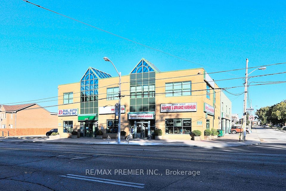 2120 Eglinton Avenue W F, Toronto W04, ON M6E 2K8