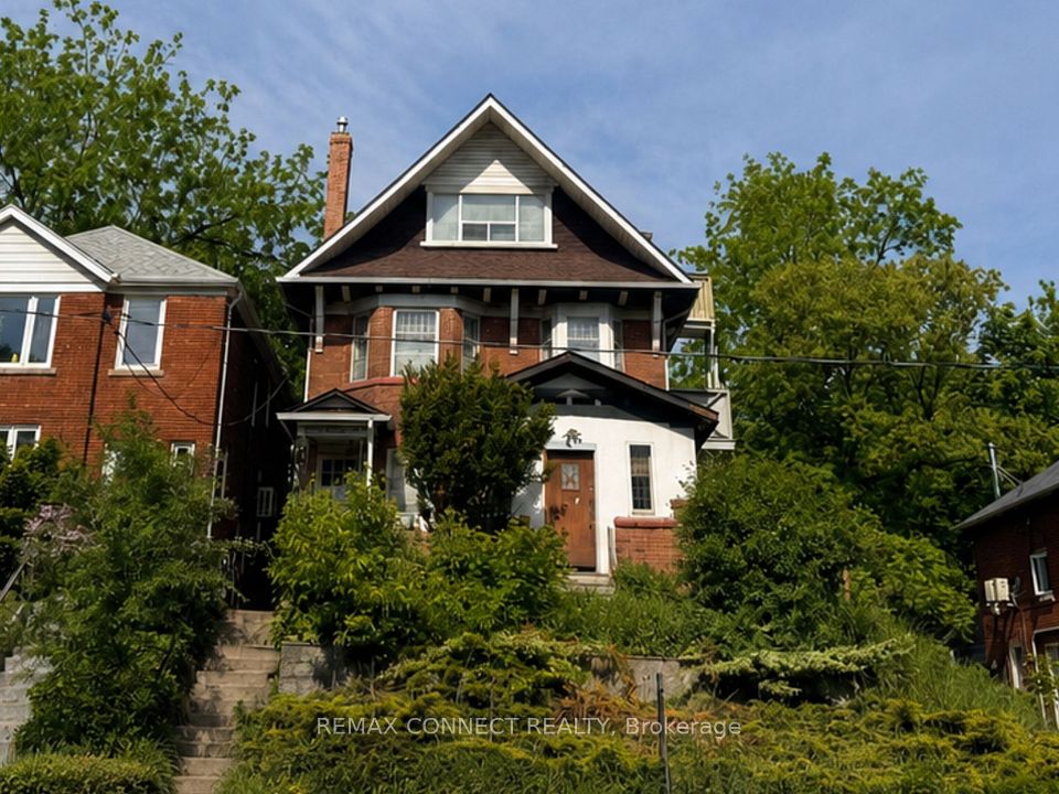 115 Parkside Drive, Toronto, ON M6R 2Y8 at 115 Parkside Drive, Toronto, ON M6R 2Y8, Toronto W01, ON, M6R 2Y8