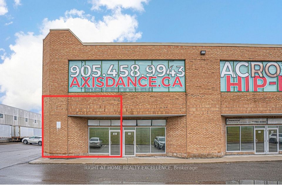 8 Automatic Road 10A, Brampton, ON L6S 5N4