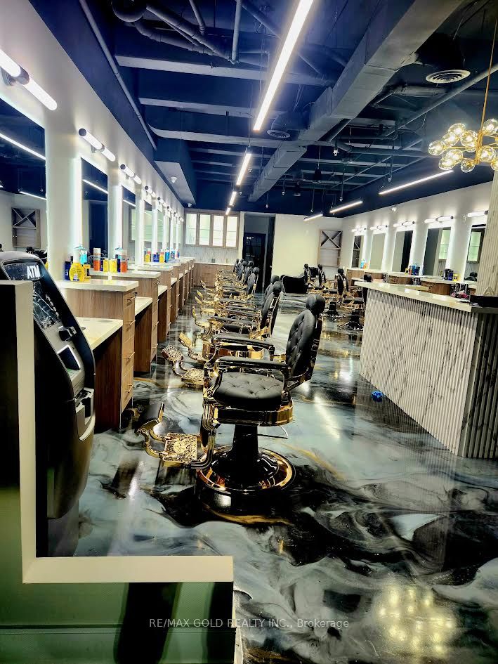 2960 Drew Road, Mississauga, ON L4T 0A5