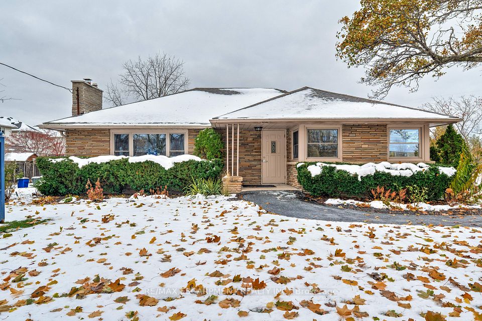 2409 WALKER'S Line, Burlington, ON L7M 4K1