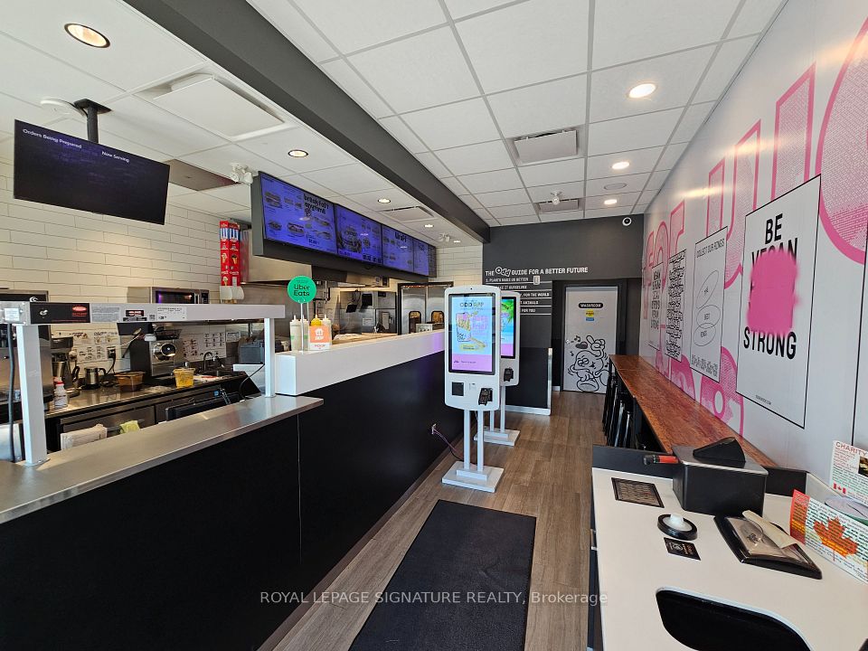 9055 Airport Road 7, Brampton, ON L6S 0B8