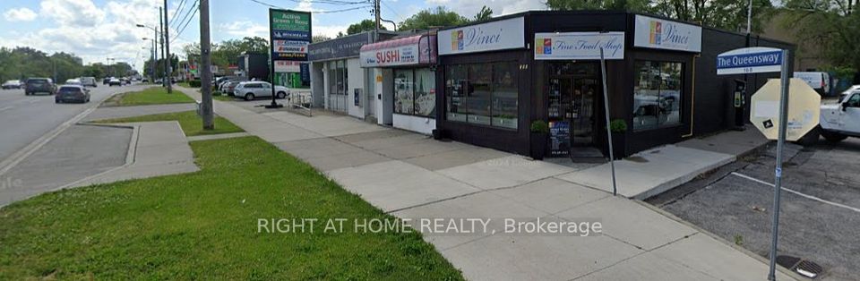 170 The Queensway Way, Toronto W07, ON M8Y 1J3