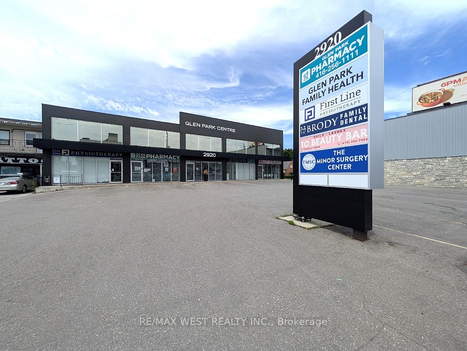 2920 Dufferin Street LL1, Toronto W04, ON M6B 3S8