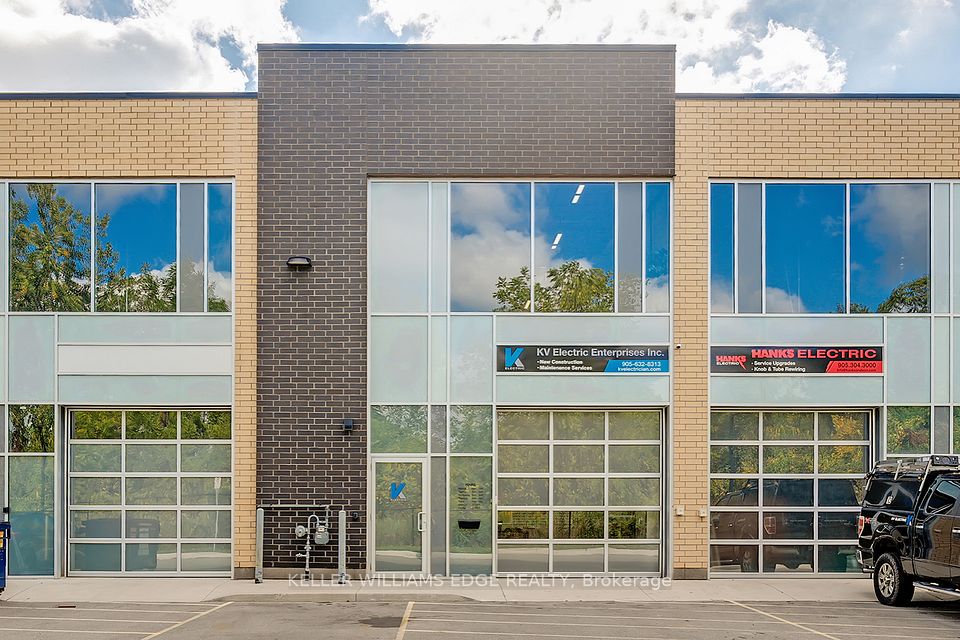 1158 King Road 16, Burlington, ON L7T 0C5