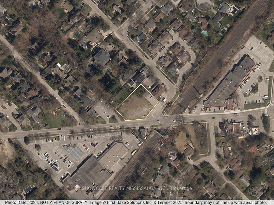 1139 Lorne Park Road, Mississauga, ON L5H 3A6