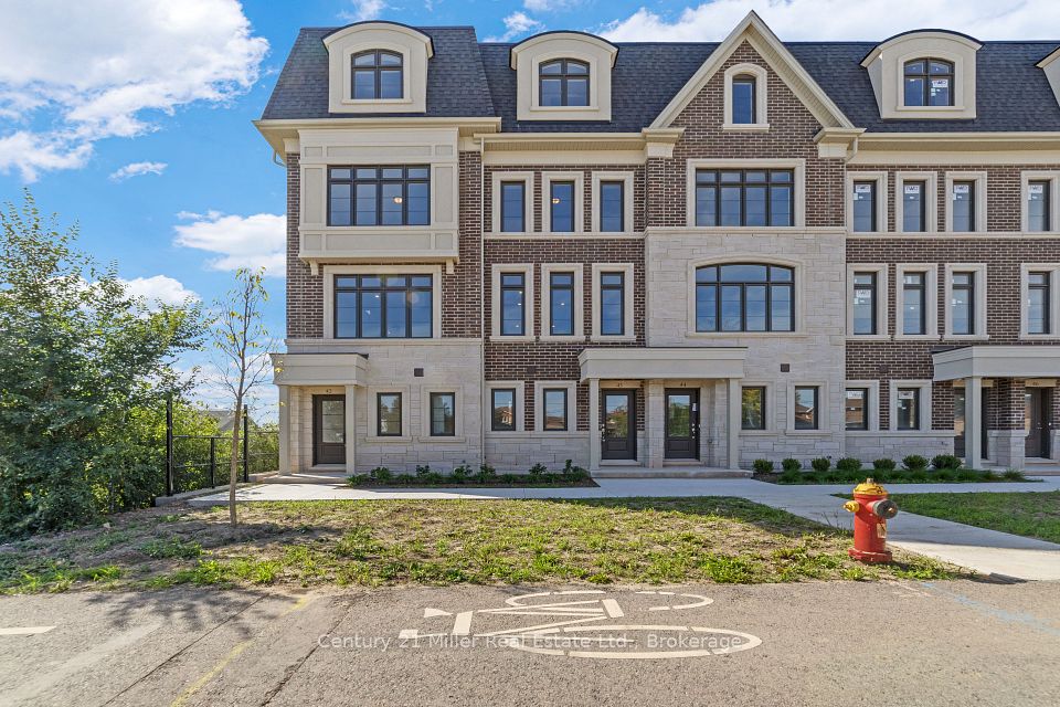 2140 Trafalgar Road 42, Oakville, ON L6H 8A5 at 2140 Trafalgar Road 42, Oakville, ON L6H 8A5, Oakville, ON, L6H 8A5