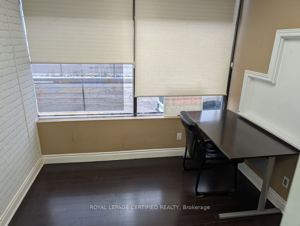 30 Intermodal Drive 8, Brampton, ON L6T 5K1