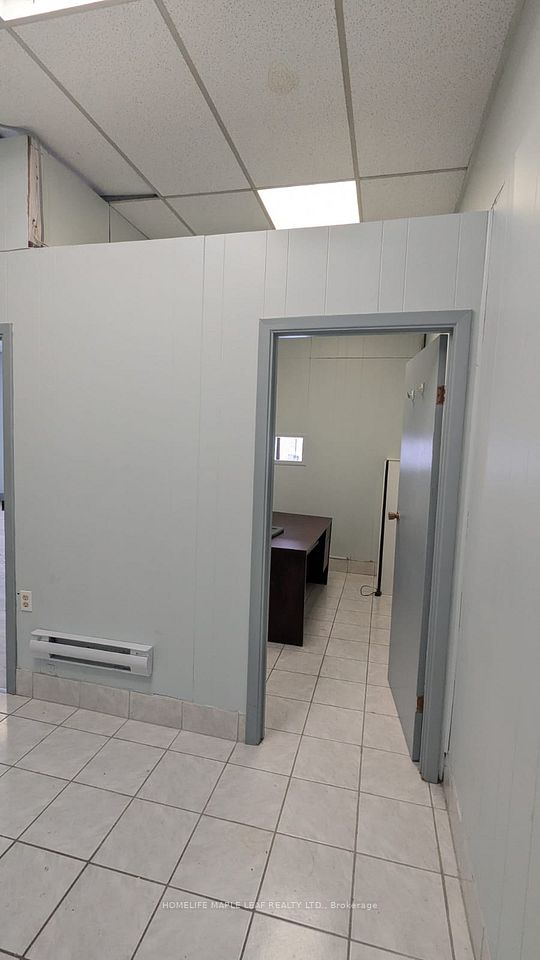 109 Lotherton Pathway, Toronto W04, ON M6B 2G6