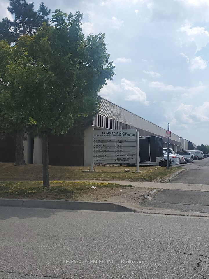 14 Melanie Drive 4, Brampton, ON L6T 4L3