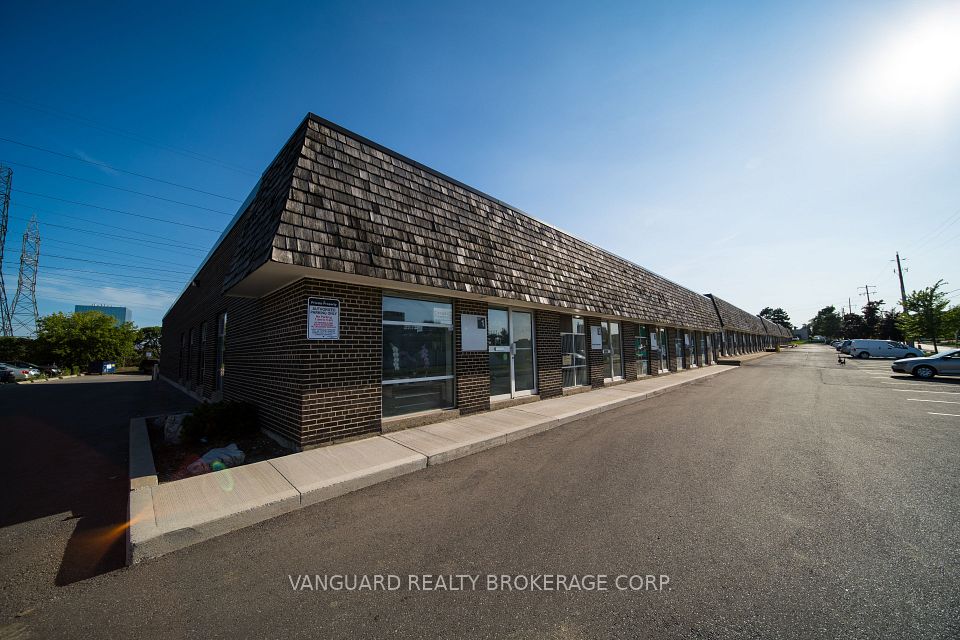 45 Brisbane Road 19, Toronto W05, ON M3J 2K1