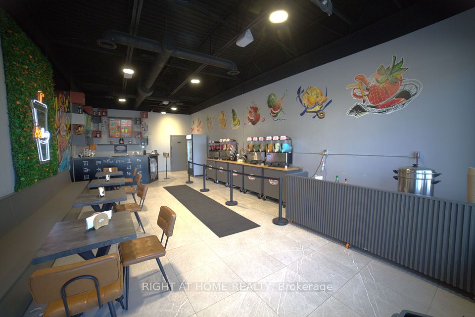 3450 Platinum Drive 6, Mississauga, ON L5M 2S4