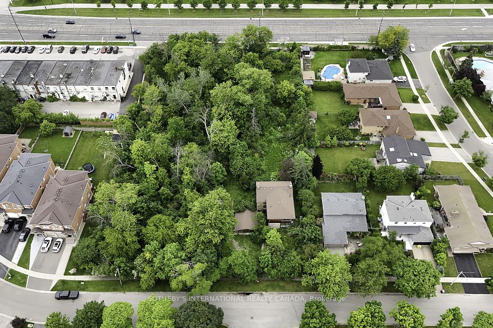 1050 BURNHAMTHORPE Road E, Mississauga, ON L4Y 2X6 at 1050 BURNHAMTHORPE Road E, Mississauga, ON L4Y 2X6, Mississauga, ON, L4Y 2X6