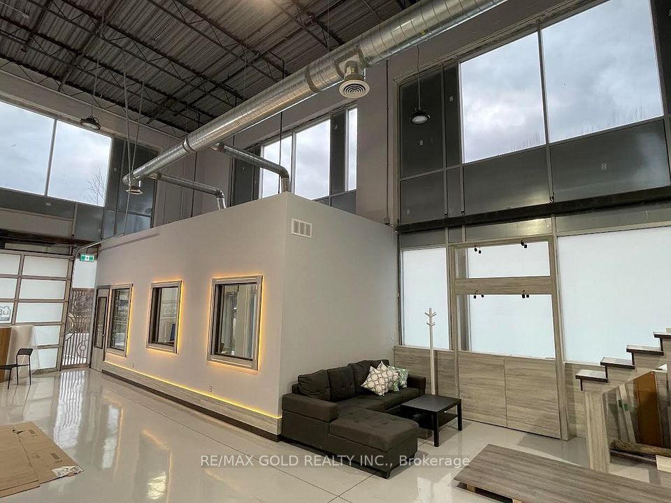 1162 King Road 1 & 2, Burlington, ON L7T 0C5