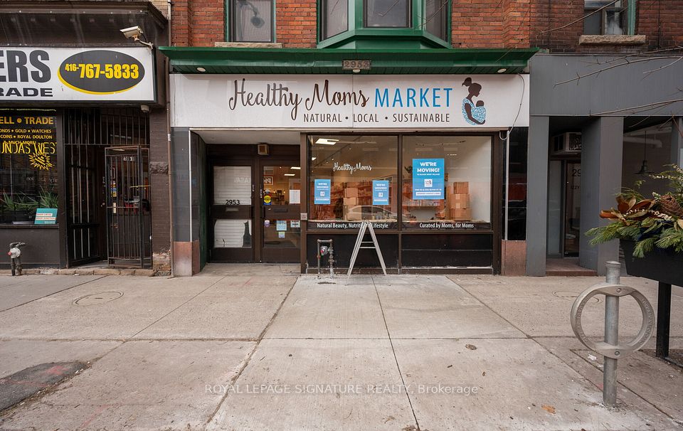 2953 Dundas Street W, Toronto W02, ON M6P 1Z2