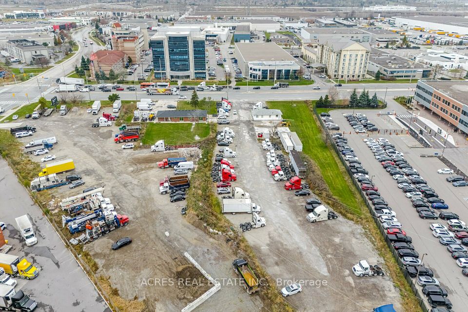 140-160 Derry Road E, Mississauga, ON L5T 2Y5