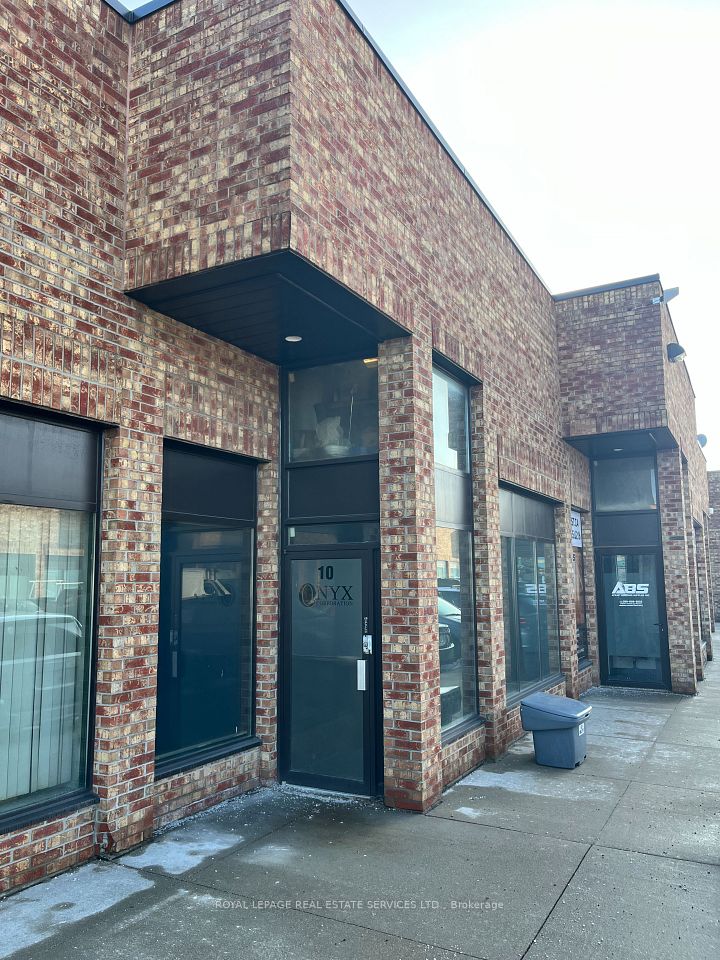 6720 Davand Drive 10, Mississauga, ON L5T 2K7