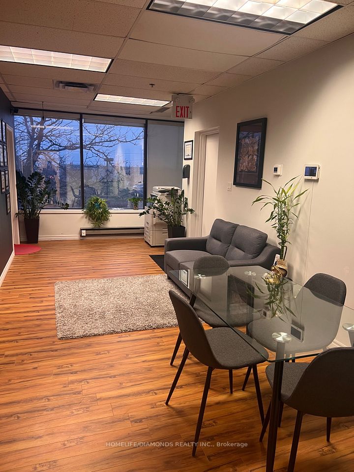 30 INTERMODAL Drive 208-A, Brampton, ON L6T 5K1