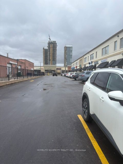 875 Main Street E 201-203, Milton, ON L9T 3Z3