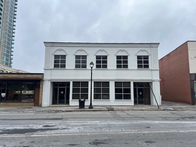 32 Queen Street W 201, Brampton, ON L6X 1A1