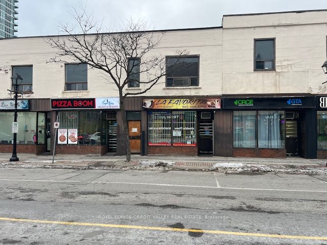18 Queen Street W, Brampton, ON L6X 1A1
