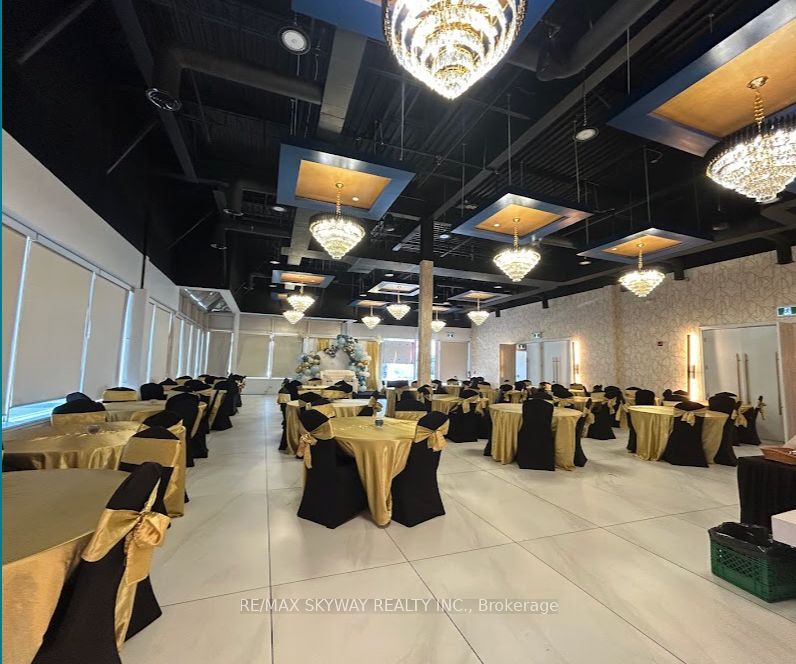 2565 Steeles Avenue E 23 & 24, Brampton, ON L6T 4L6