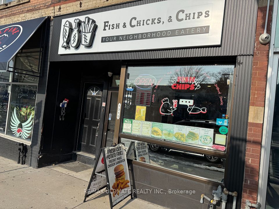 1310 St Clair Avenue W, Toronto W03, ON M6E 1C1