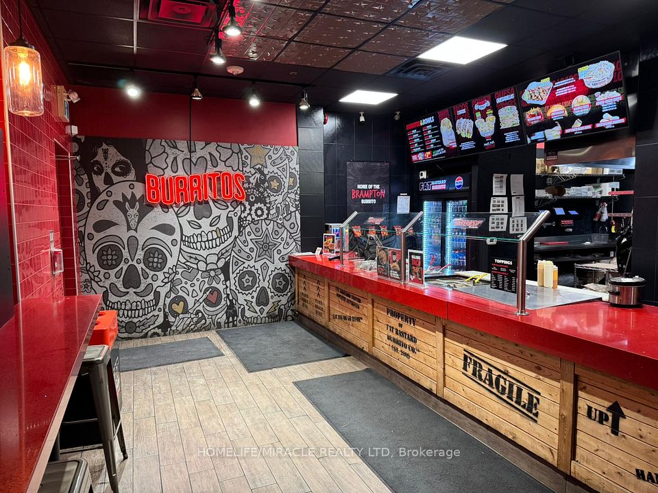 10 Gillingham Drive 116, Brampton, ON L6X 5A5