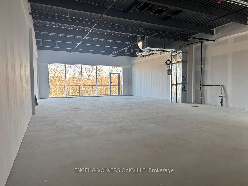 1939 IRONOAK Way A208, Oakville, ON L6H 0N1