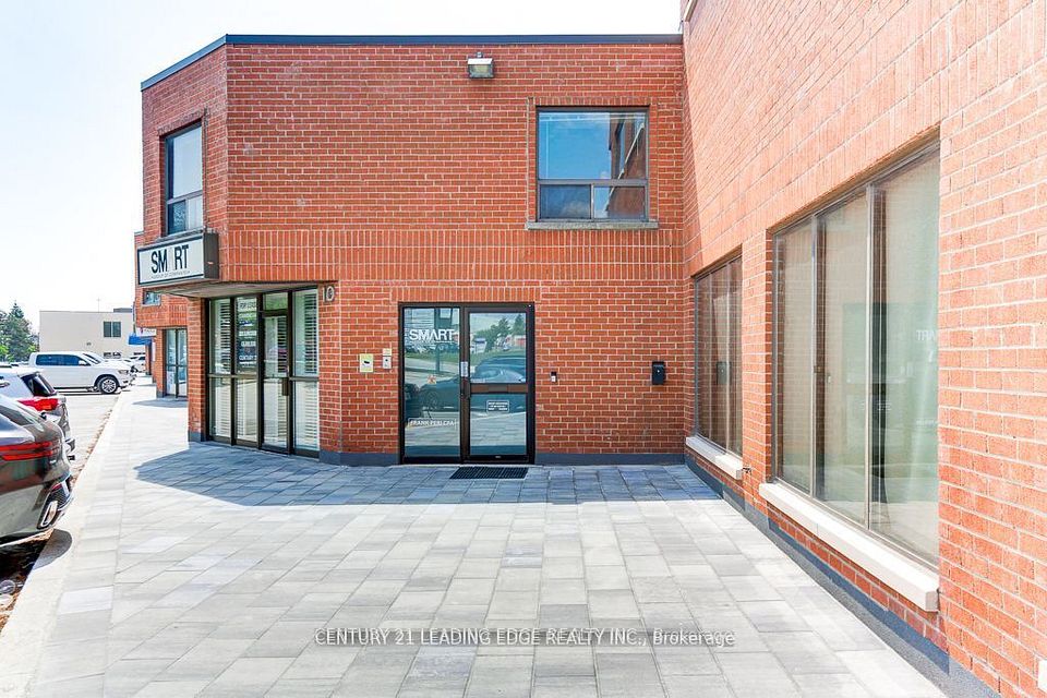 800 Arrow Road 10 - Ground Floor, Toronto W05, ON M9M 2Z8