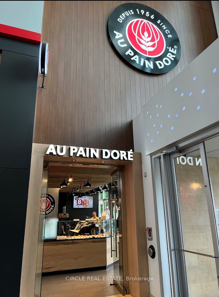 100 City Centre Drive N 2-712, Mississauga, ON L5B 2C9