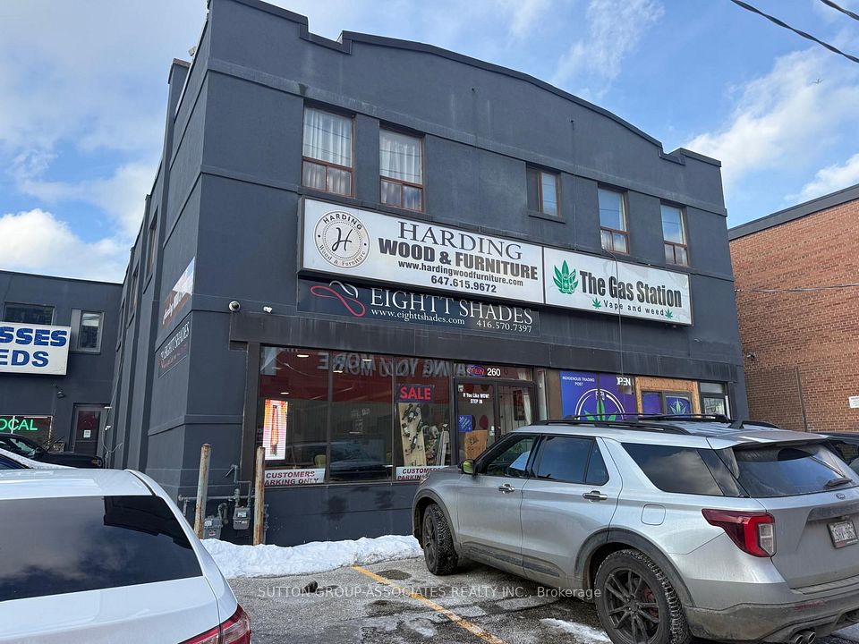 260 Geary Avenue Storefront, Toronto W02, ON M6H 2C5