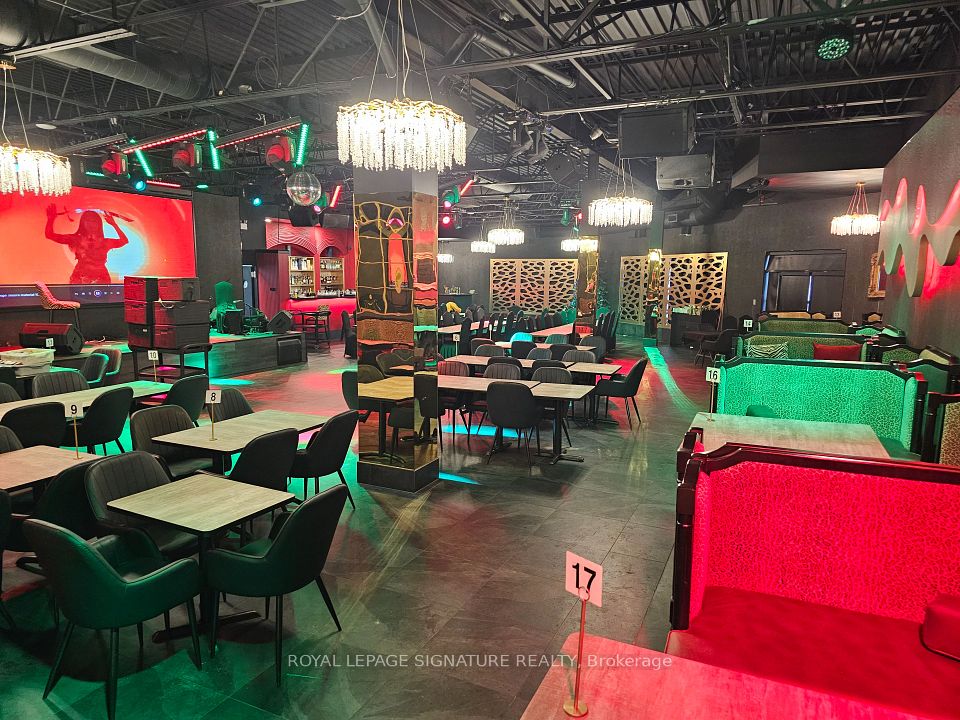 5835 Dixie Road Unit2, Mississauga, ON L4W 4V7