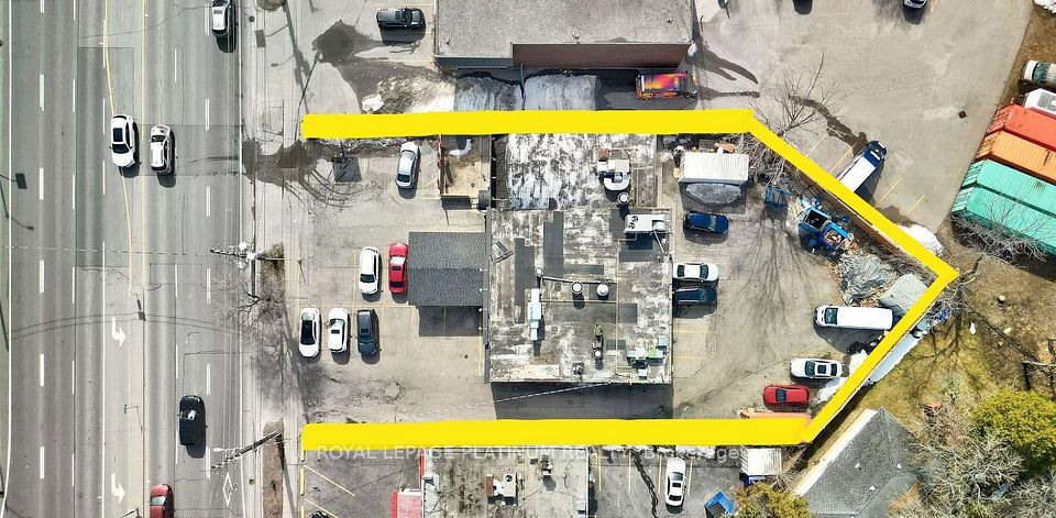 5308 & 5310 Dundas Street W, Toronto W08, ON M9B 1B3