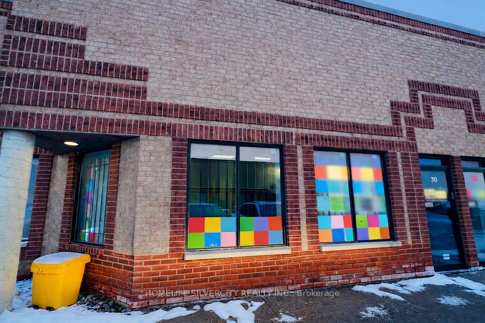 2053 Williams Pkwy Parkway 31, Brampton, ON L6S 5T4