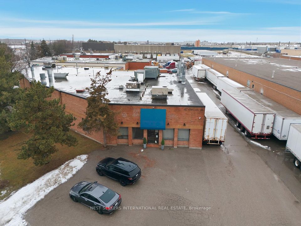 40 Claireville Drive, Toronto W10, ON M9W 5T9