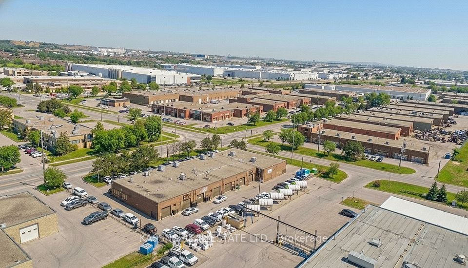 222 Advance Boulevard, Brampton, ON L6T 4Y7