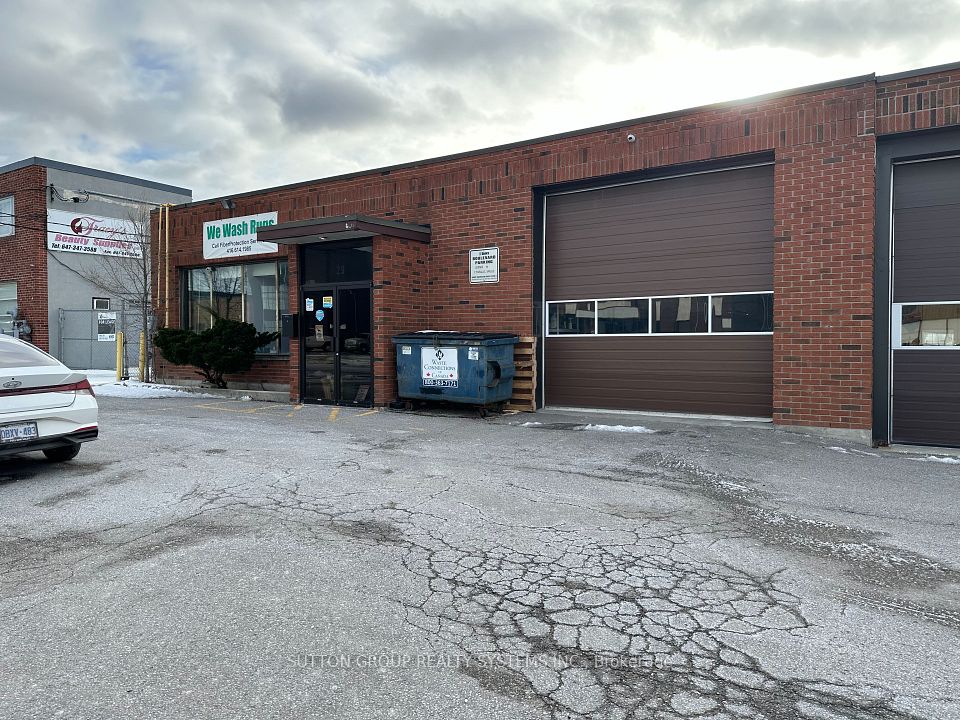 25 & 29 Milford Avenue, Toronto W04, ON M6M 2W1