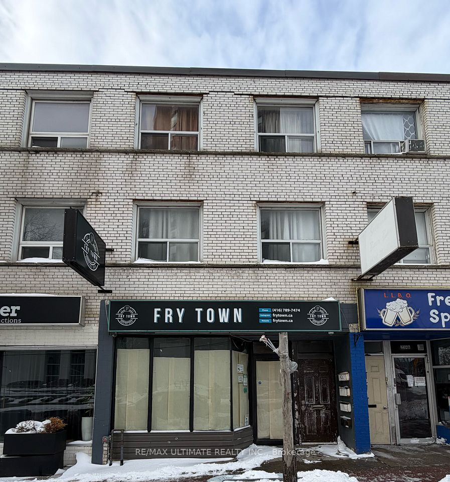 2344 DUFFERIN Street, Toronto W03, ON M6E 3S4
