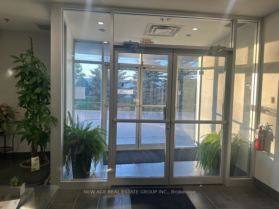 15 Brownridge Road 5, Halton Hills, ON L7G 0C6