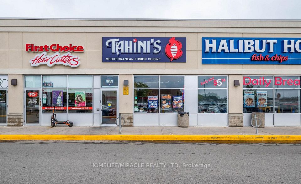 2151 St. Clair Avenue, Toronto W02, ON M6N 1K5