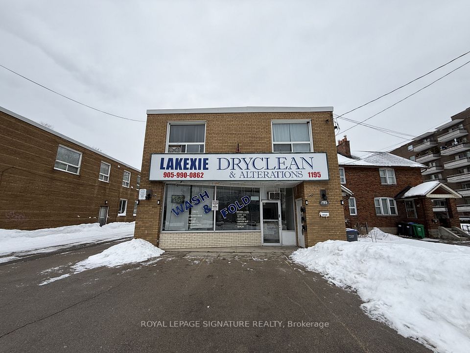 1195 Lakeshore Road E, Mississauga, ON L5E 1G1