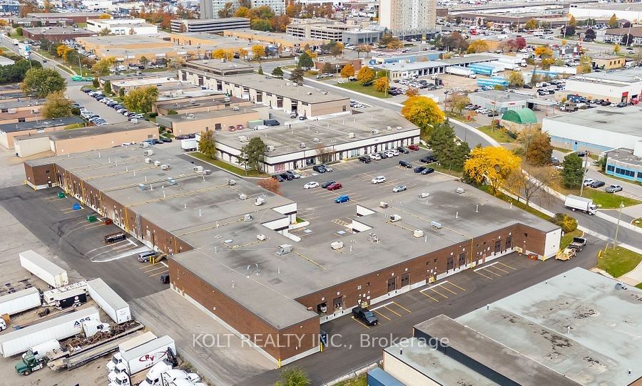 5266 General Road 1, Mississauga, ON L4W 1Z7