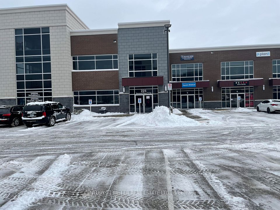 225 SPEERS Road 14-A, Oakville, ON L6K 0J4