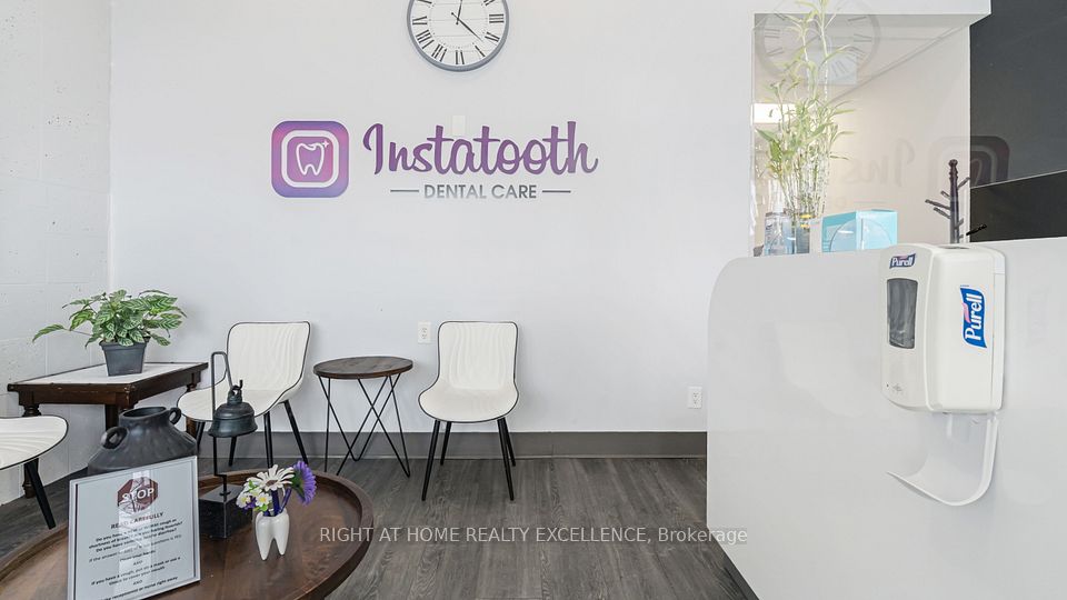 1065 Canadian Place 130, Mississauga, ON L4W 0C2