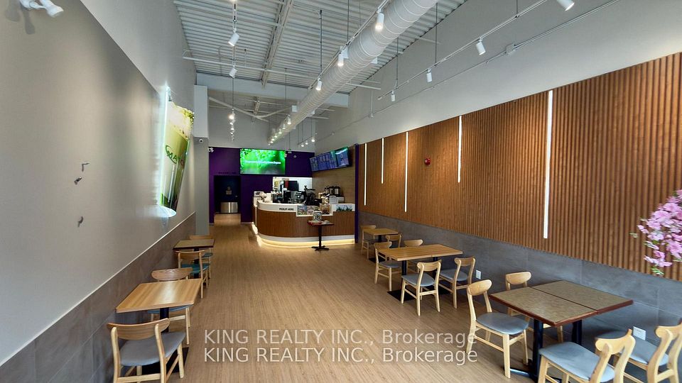 966 Dundas Street E, Mississauga, ON L4Y 4H5