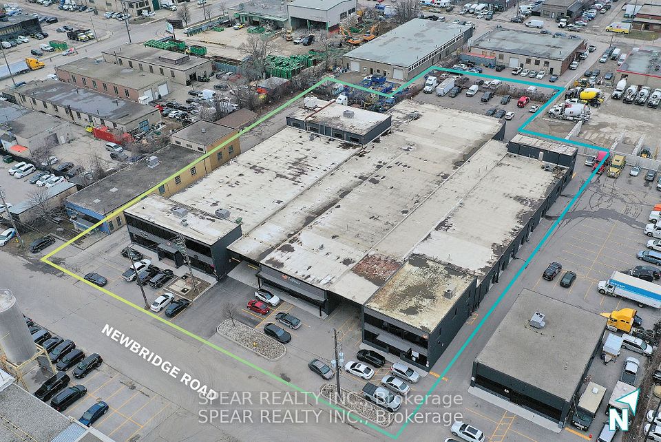 16 - 20 Newbridge Road, Toronto W08, ON M8Z 2L7