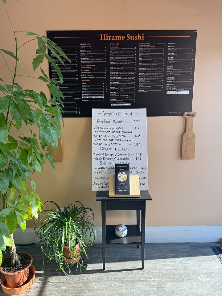 2163 Sixth Line Unit 3C, Oakville, ON L6H 3N7