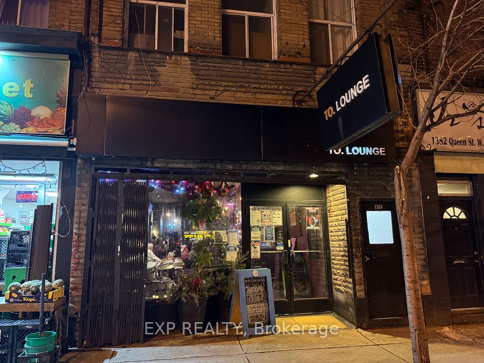 1384 Queen Street W, Toronto W01, ON M6K 1L7